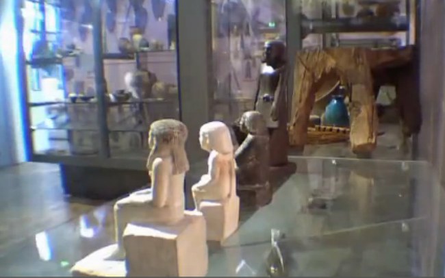 Mančesterio muziejuje ėmė savaime judėti Egiptietiška statula