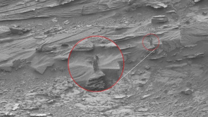 Marse pastebėtas moters siluetas?